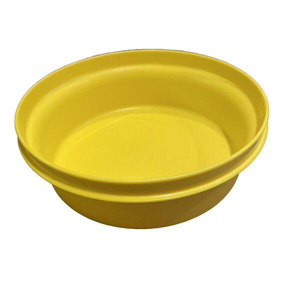 Tupperware Vintage 1970s Harvest Yellow Seal 'n Serve Bowl 1253-8 No Lid - Picture 1 of 9